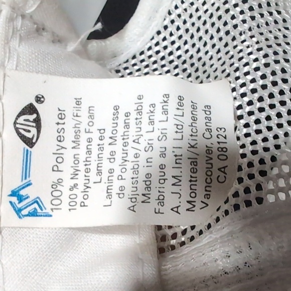 VTG, Greyhound White Trucker Hat with Logo. - Picture 8 of 9